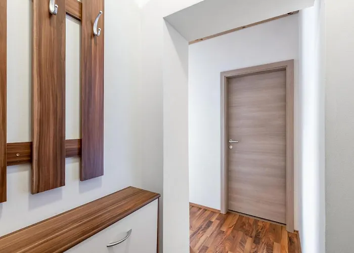 Rot By Interhome * Lend